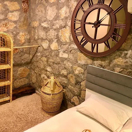 Casa de Férias Zirkon Doga Butik