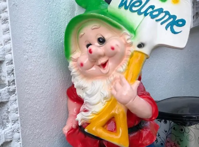 Semesterbostad Zirkon Doga Butik *